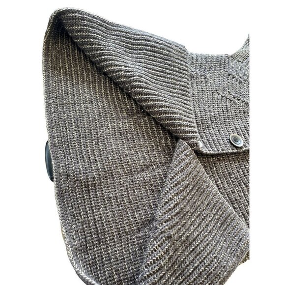 Adorable Boho Knit Sweater Vest with Big Buttons M - Picture 9 of 12